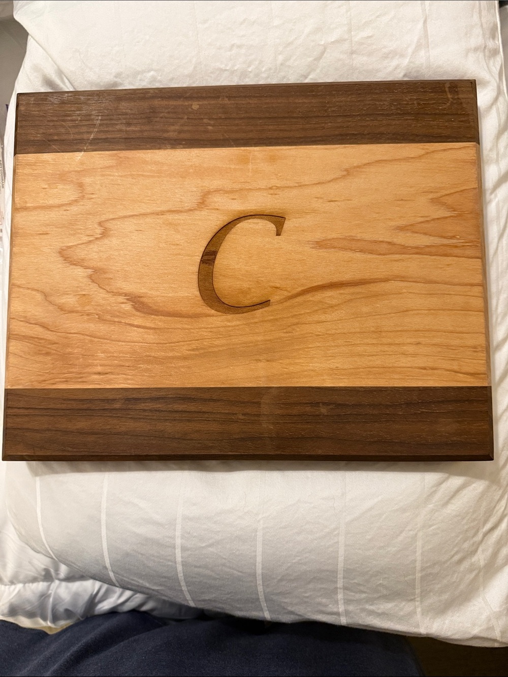 Personalized Two-Tone Wooden Cutting Board - Letter C - Natural Brown